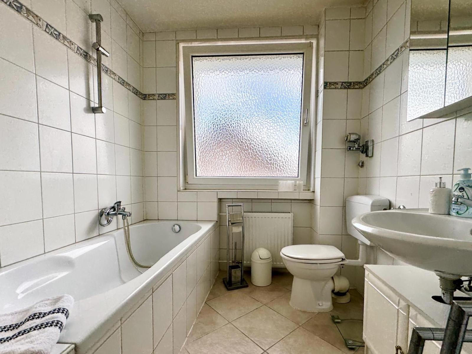 Gepflegte 3 Zimmer Wohnung! Hannover Exterior foto